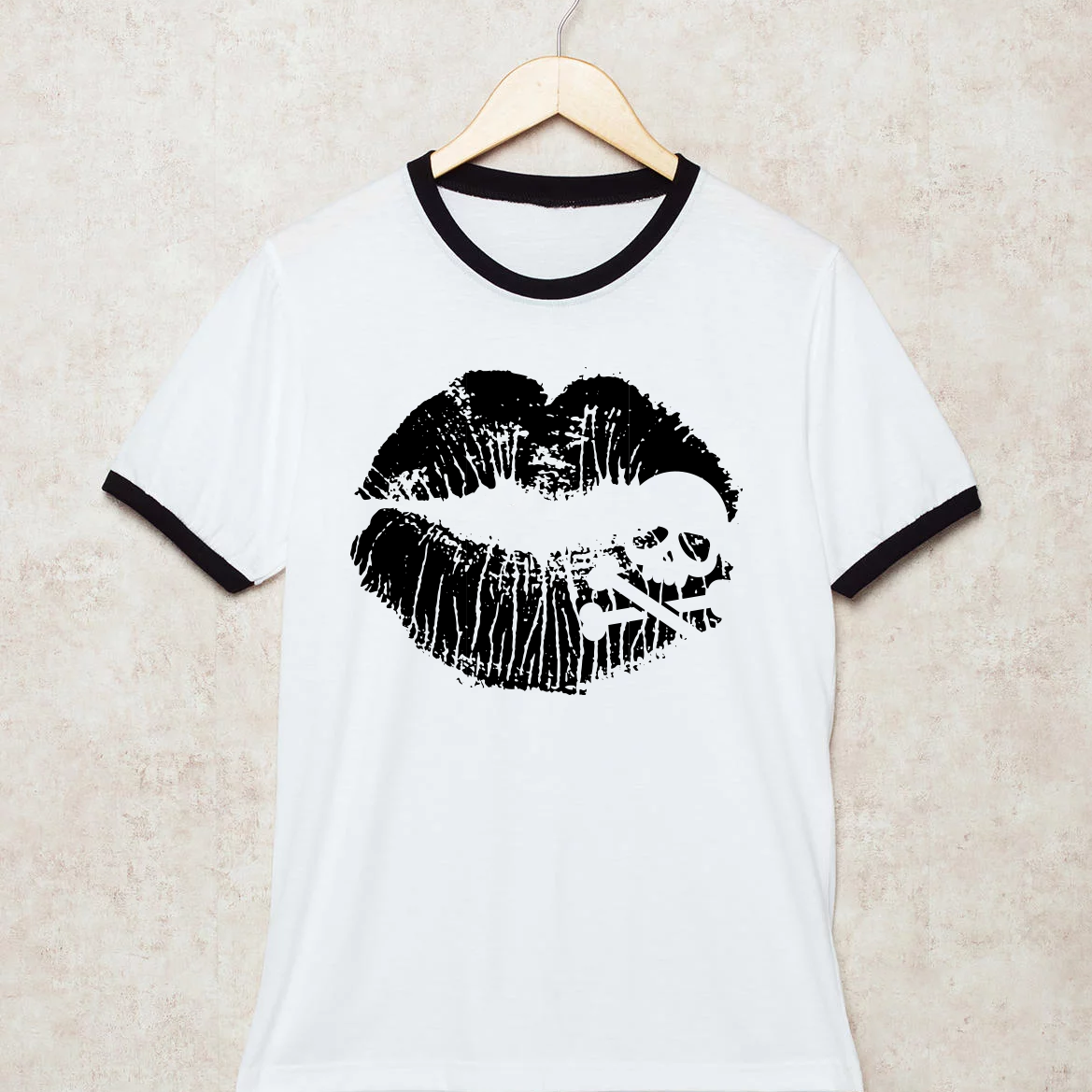 Skull Lips Ringer T-Shirt