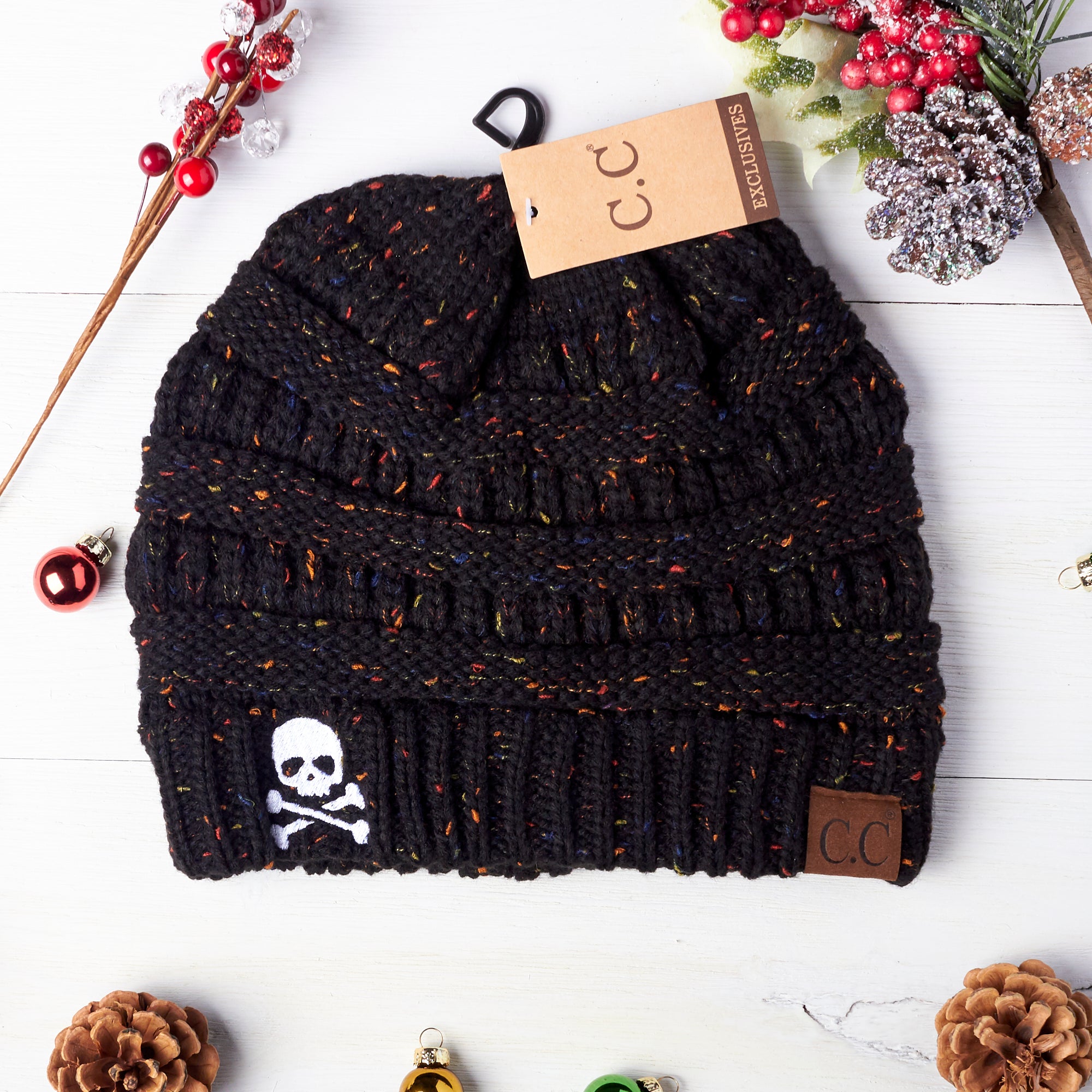 Skull & Crossbones Women's Flecked CC Beanie
