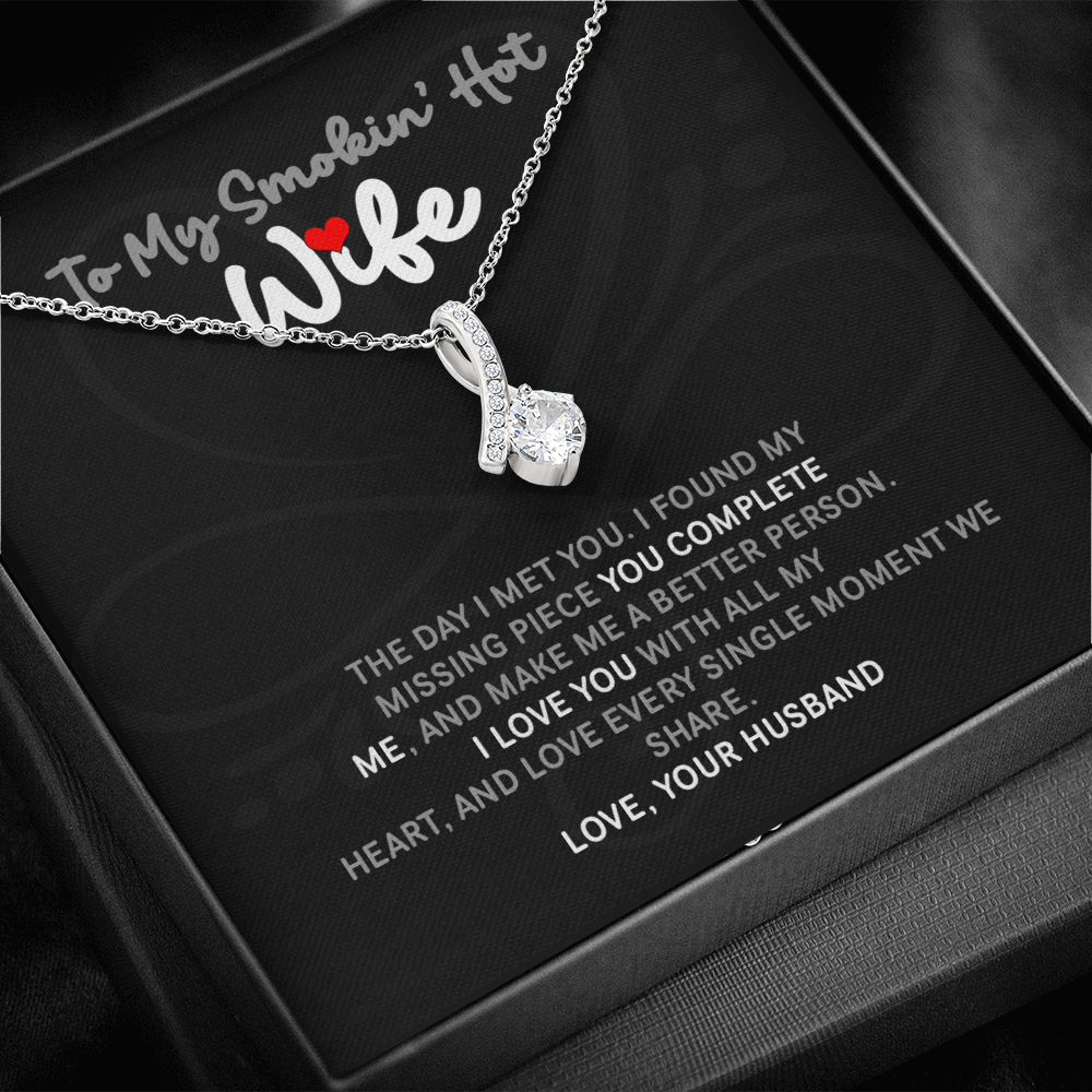 To My Smokin Hot Wife Alluring Beauty Necklace