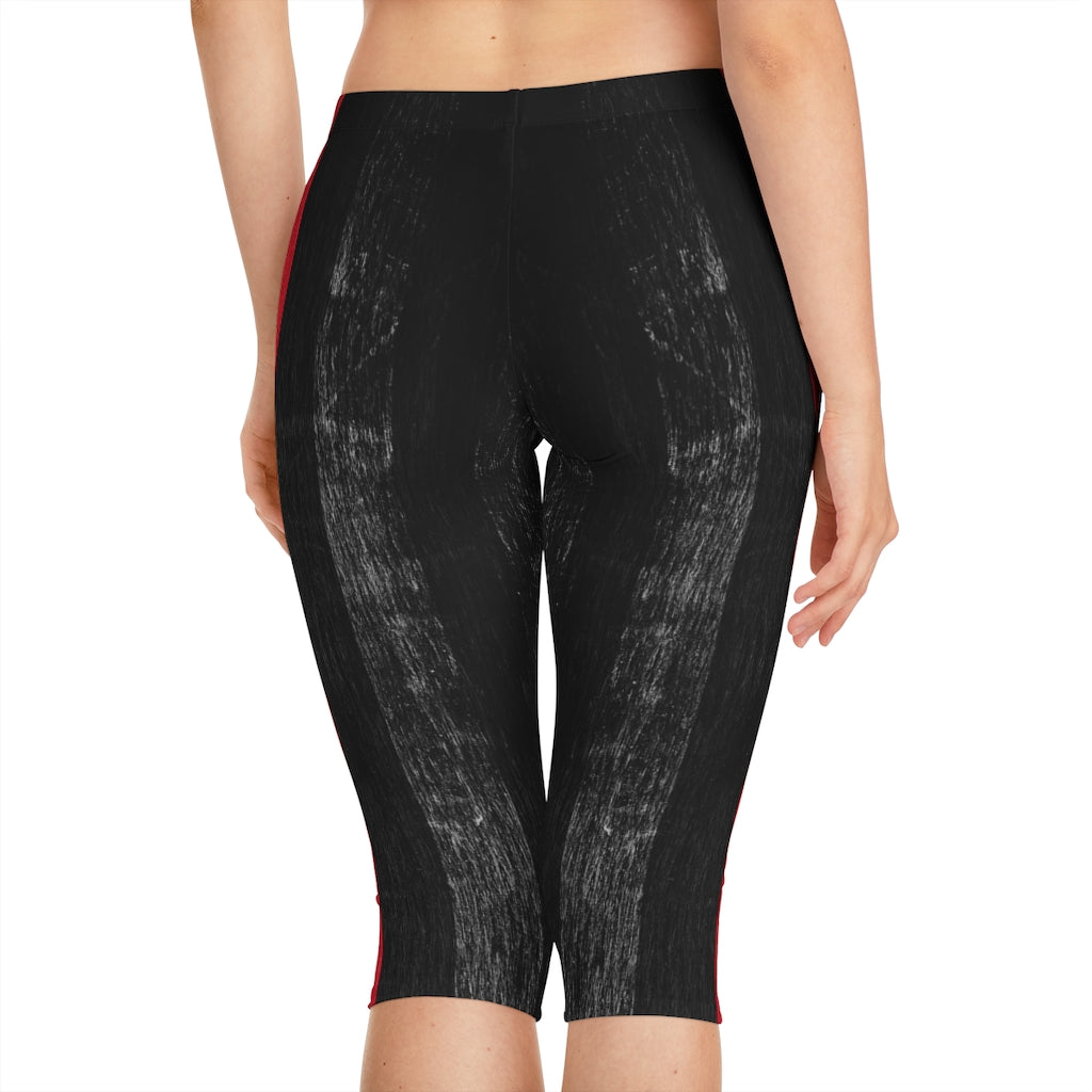 Thin Red Line Distressed Flag Women's Capri Leggings